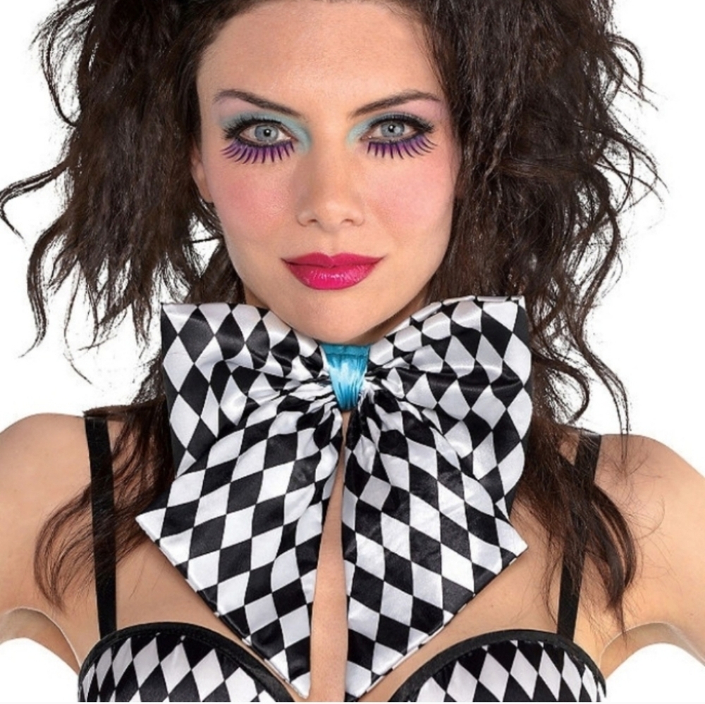 Mad Hatter Black and White Bow Tie